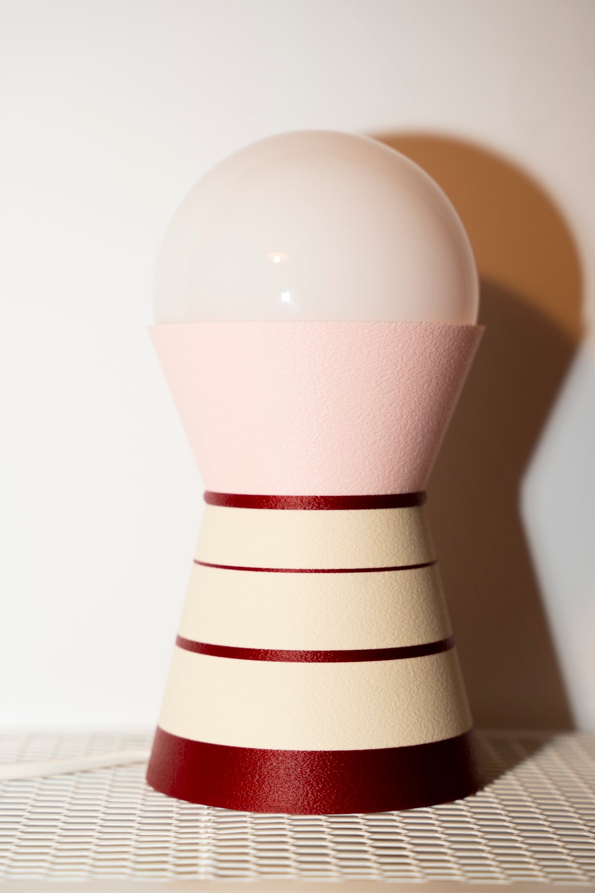 "Orbita" Pink